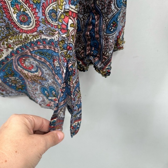 SUNDANCE PAISLEY SILK BEADED woman’s pullover blouse. SM - Picture 8 of 11